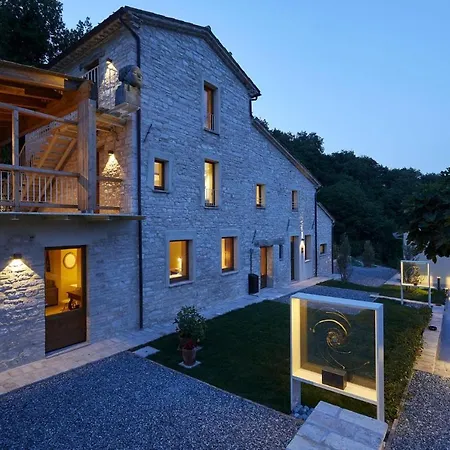 Apartment Montale *